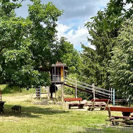 Schlafen Im Heu - Familienabenteuer Mit Lagerfeuer & Sternenhimmel Camping Burow (Mecklenburgische Seenplatte)